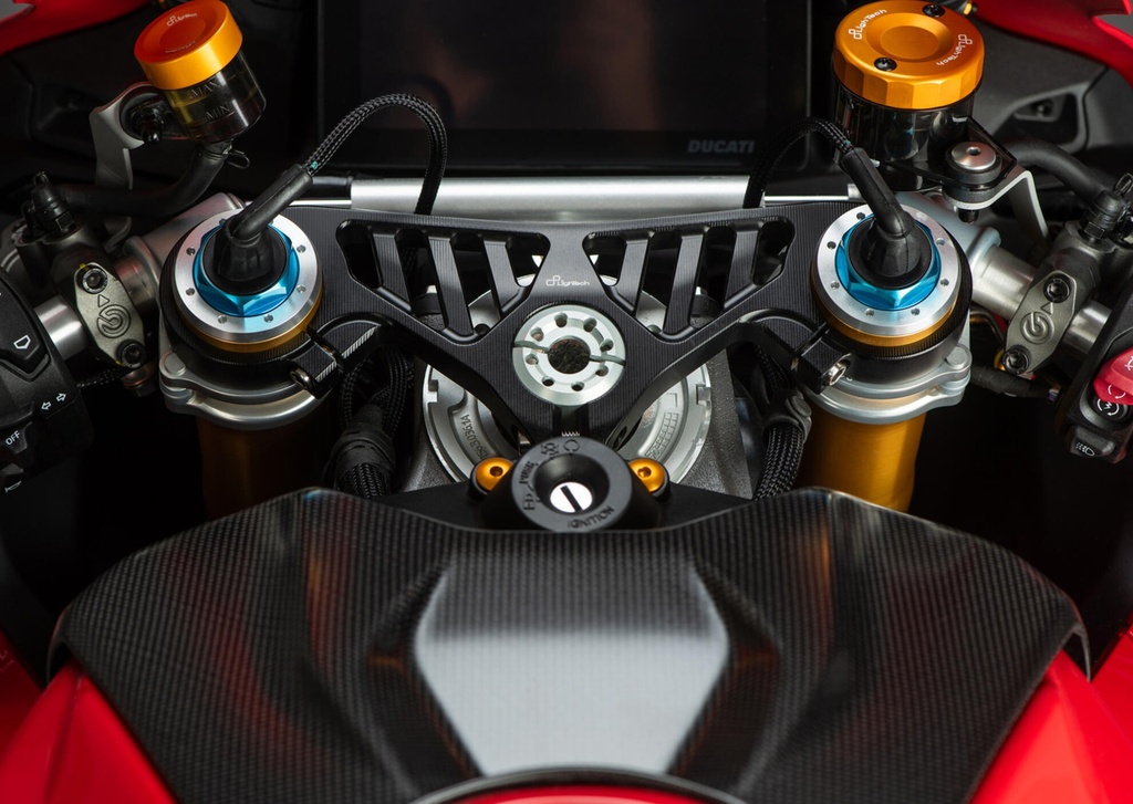 TCADU002NER_MOUNTED_4.jpg