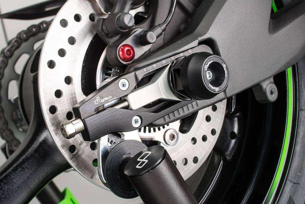 TEKA002NER_MOUNTED_3.jpg