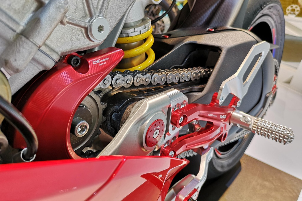 CP172R_Ducati_Panigale_V4.jpg