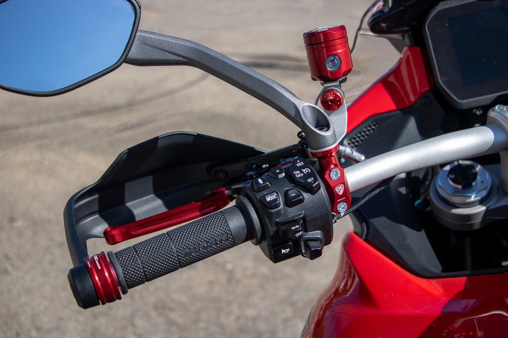 CV020R_CM240R_mounted_71.jpg