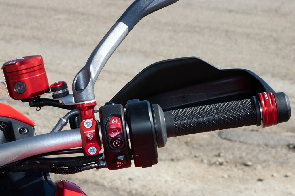 CV021R_CM240R_mounted_366.jpg