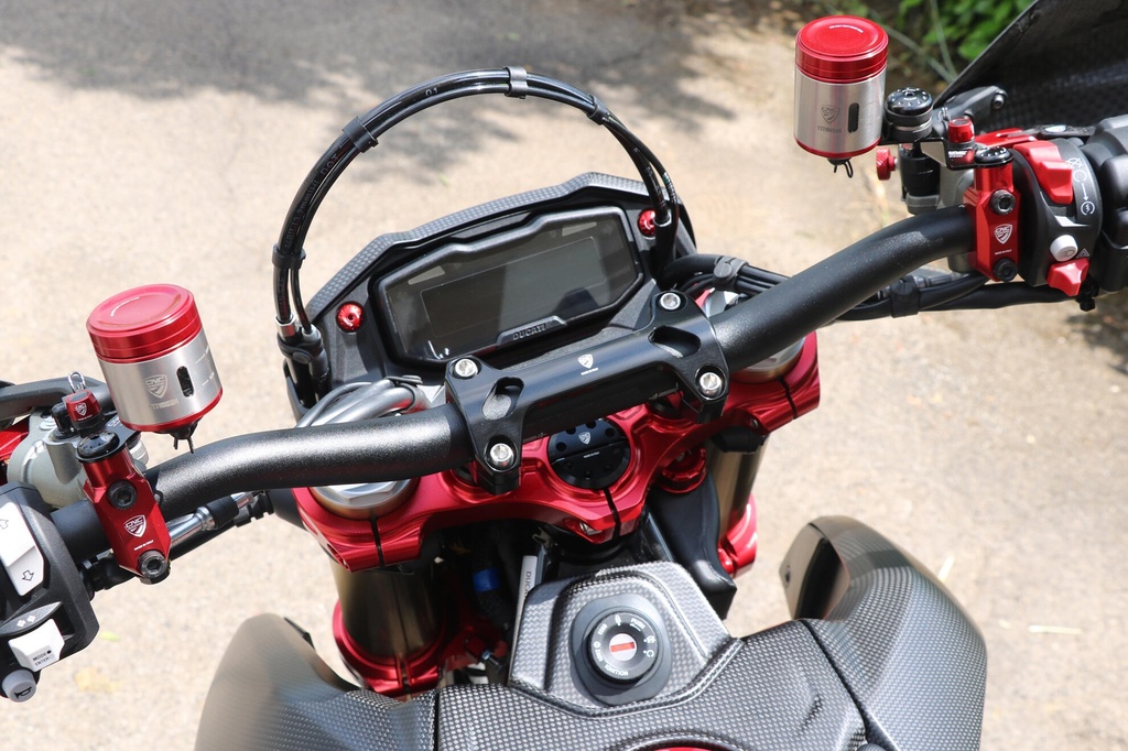 CV024R_CV025R_mounted_473.jpg
