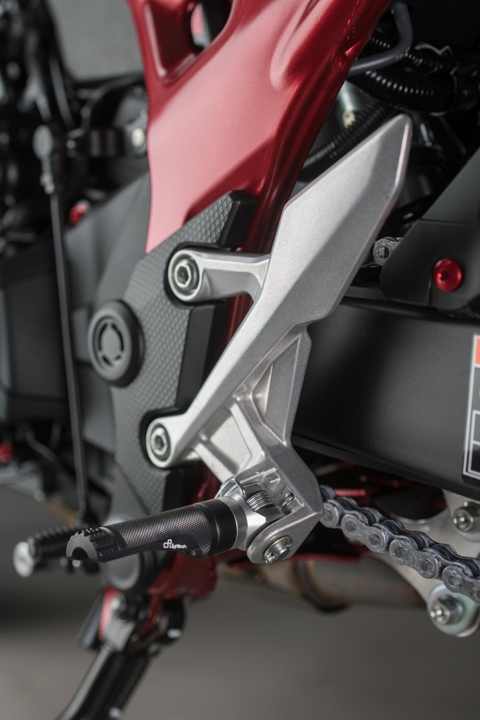 FTP100NER_MOUNTED_2.jpg