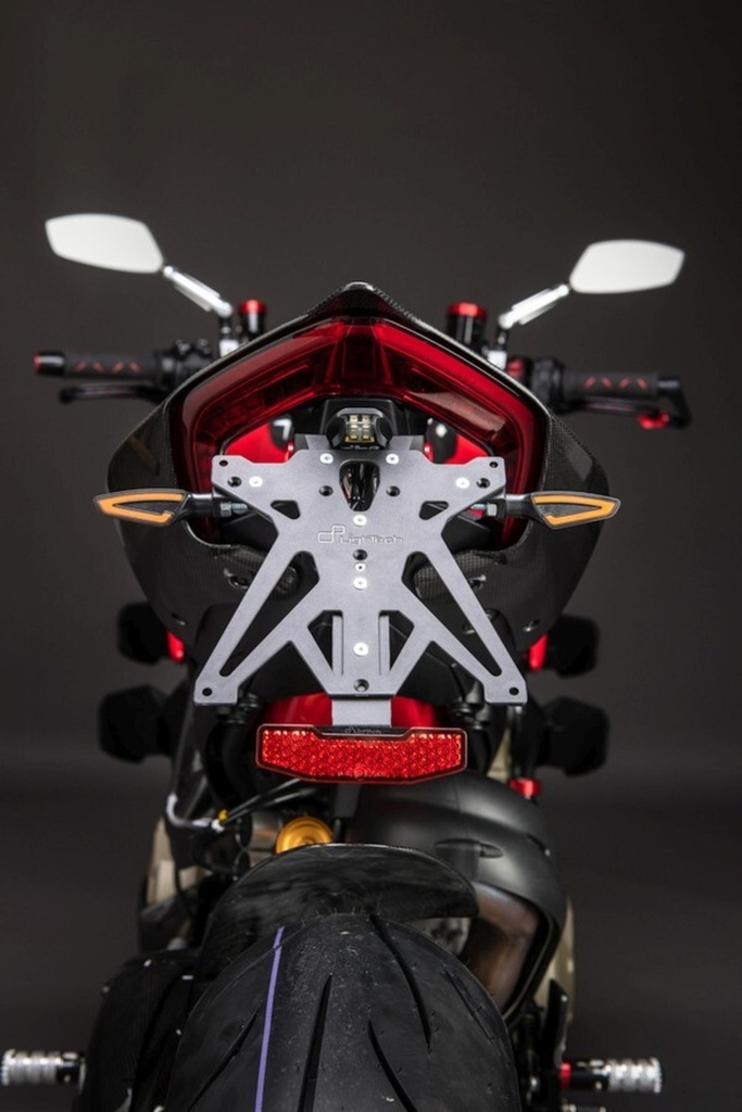 FRE932NER (3)_APPL.jpg