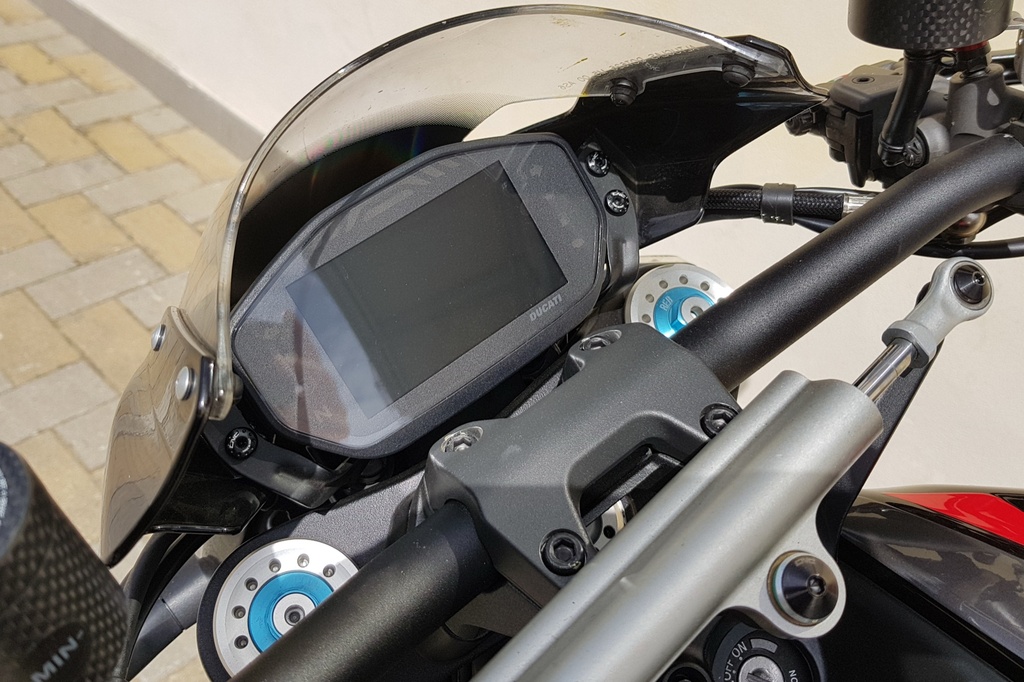 DP004N_mounted.jpg