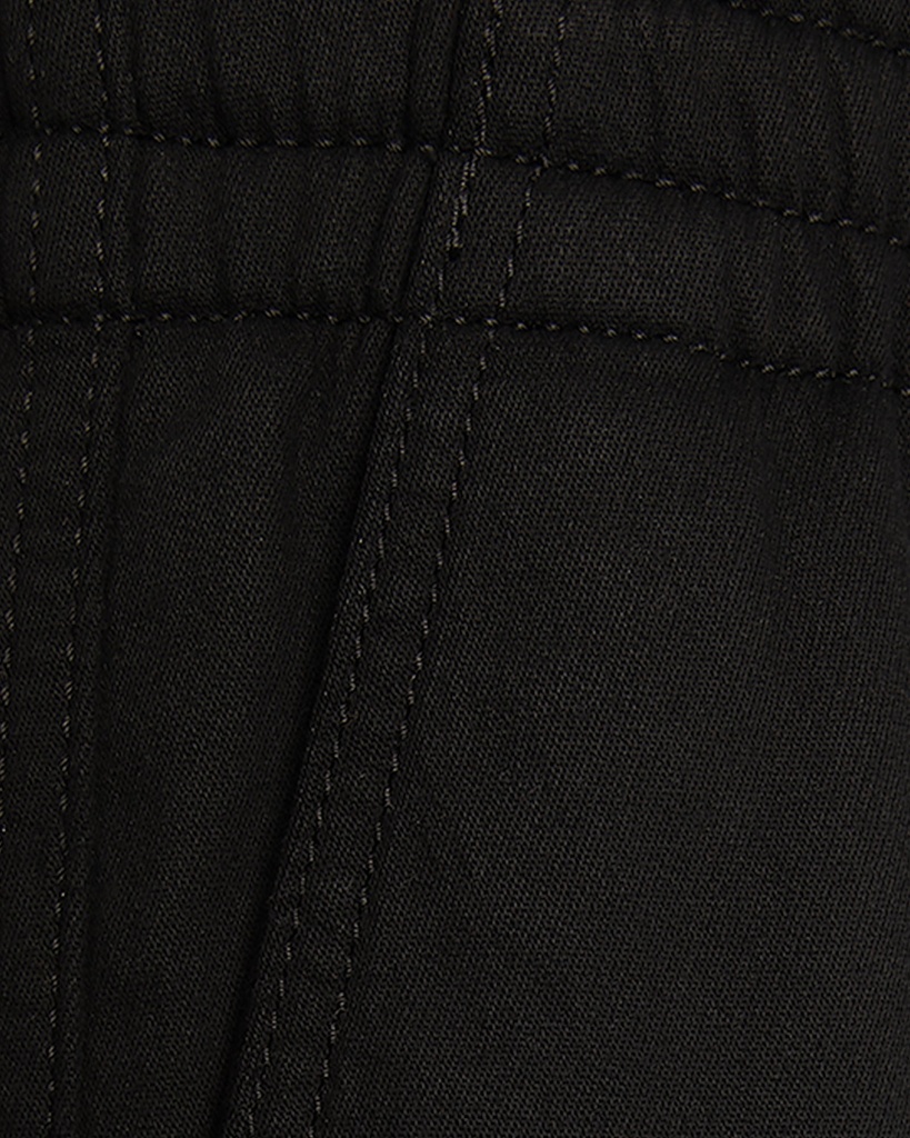 Jeremy_Black_detail2.jpg