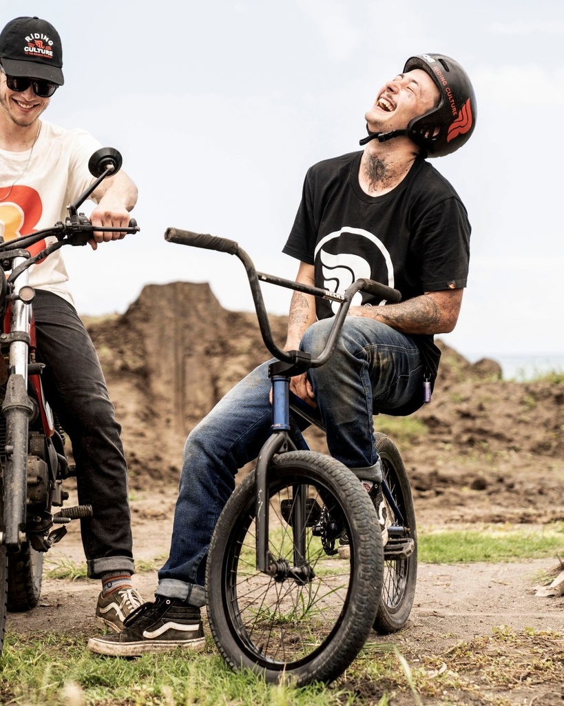 RC500201CircleBlack7.jpg