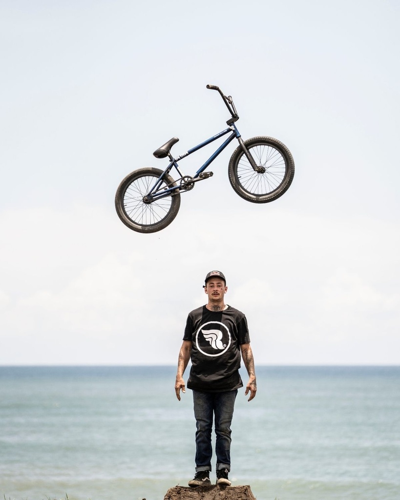 RC500201CircleBlack6.jpg