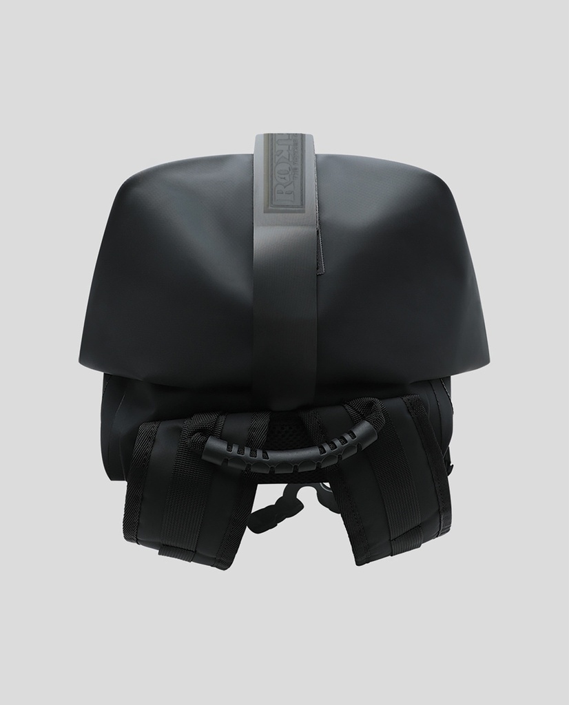 backpacktop.jpg
