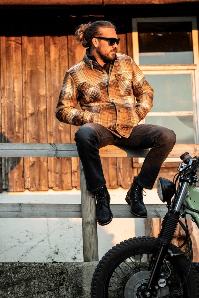 Houston_Rider_Camel.jpg