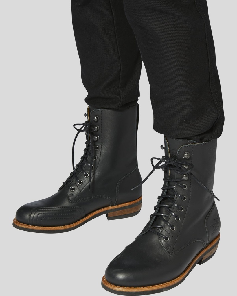 S201701UrbanRebelLadyBlack3_4.jpg