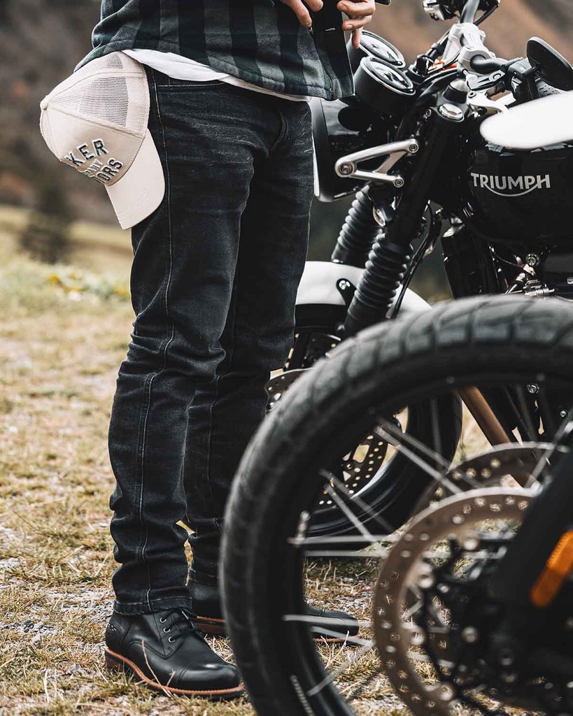 Rokkertech-Tapered-Slim-Black-Cap.jpg