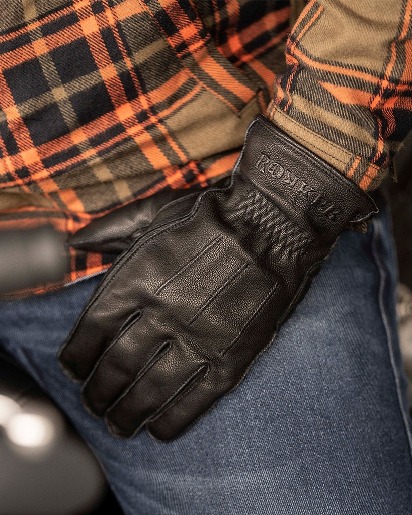 TRC_Sept24_121_Tampa-Glove-black.jpg