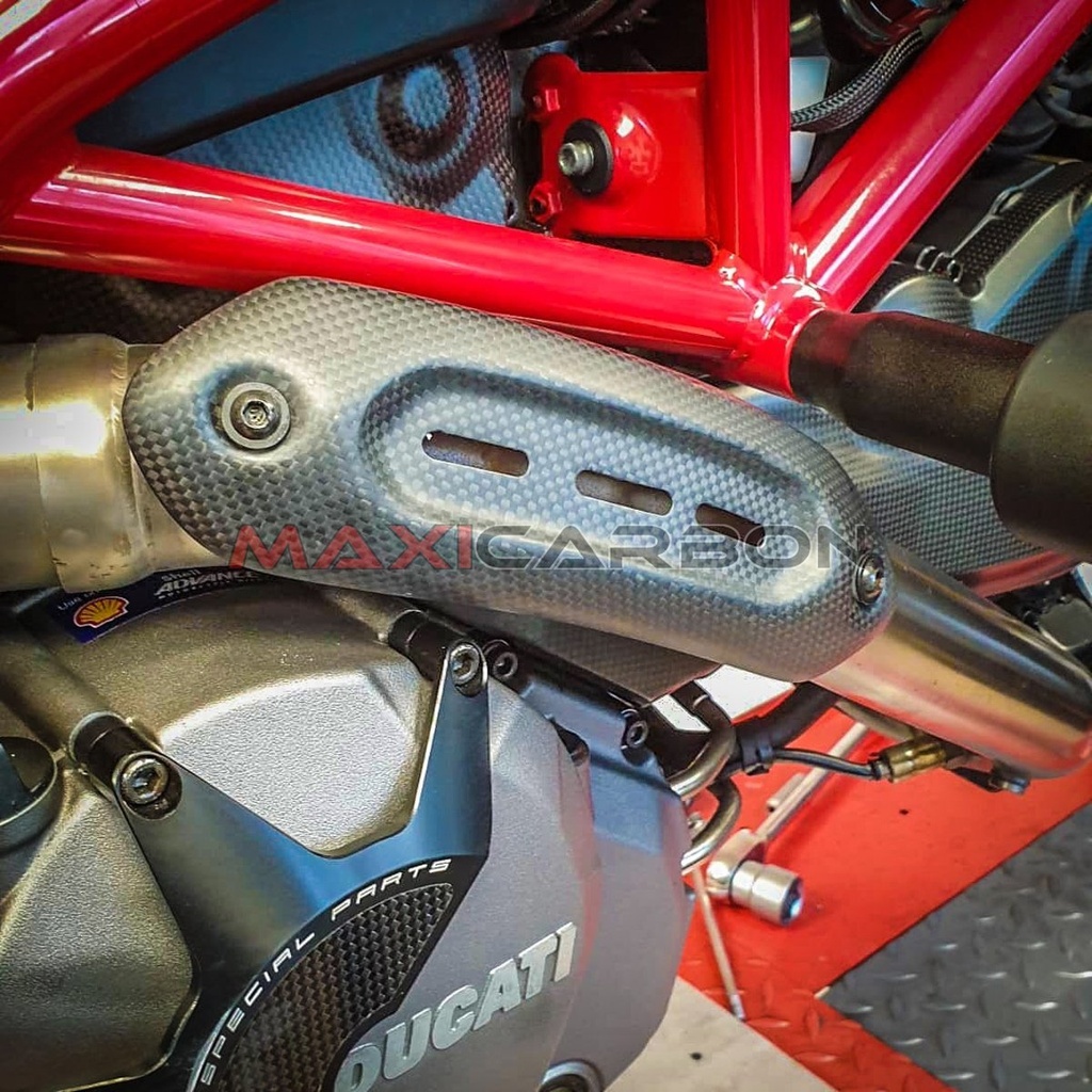 Ducati-Hypermotard-950-SP-Maxicarbon-Wolfango-2.jpg