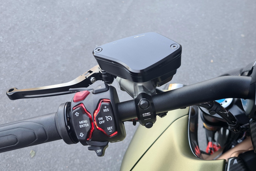 KT850B_clutch_mounted.jpg