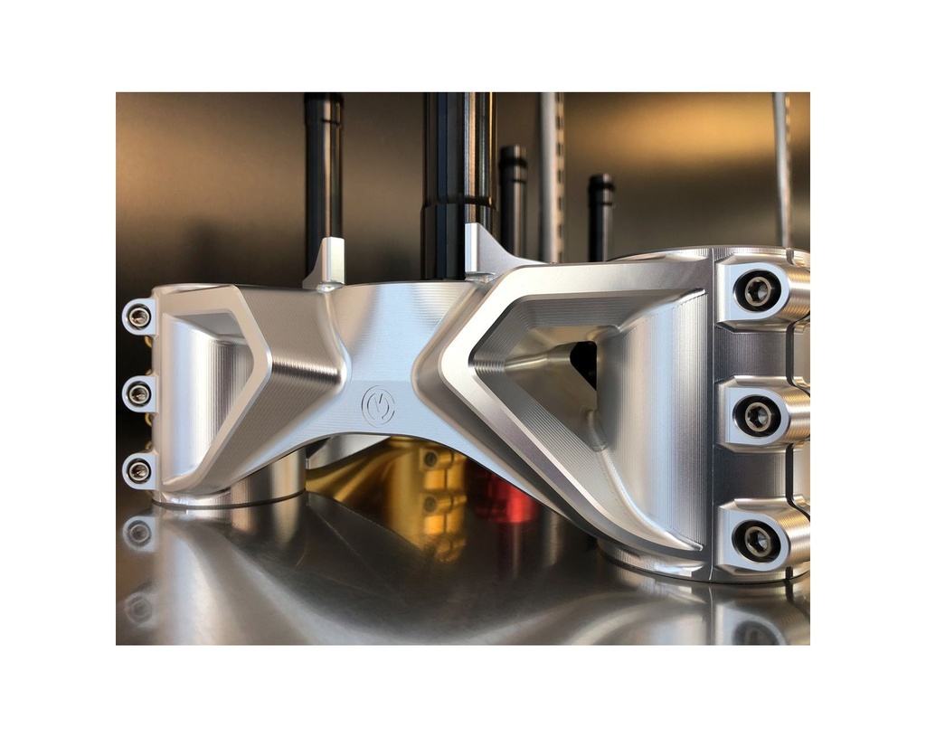 aluminium-steering-lower-triple-clamp-brutale-b5.jpg