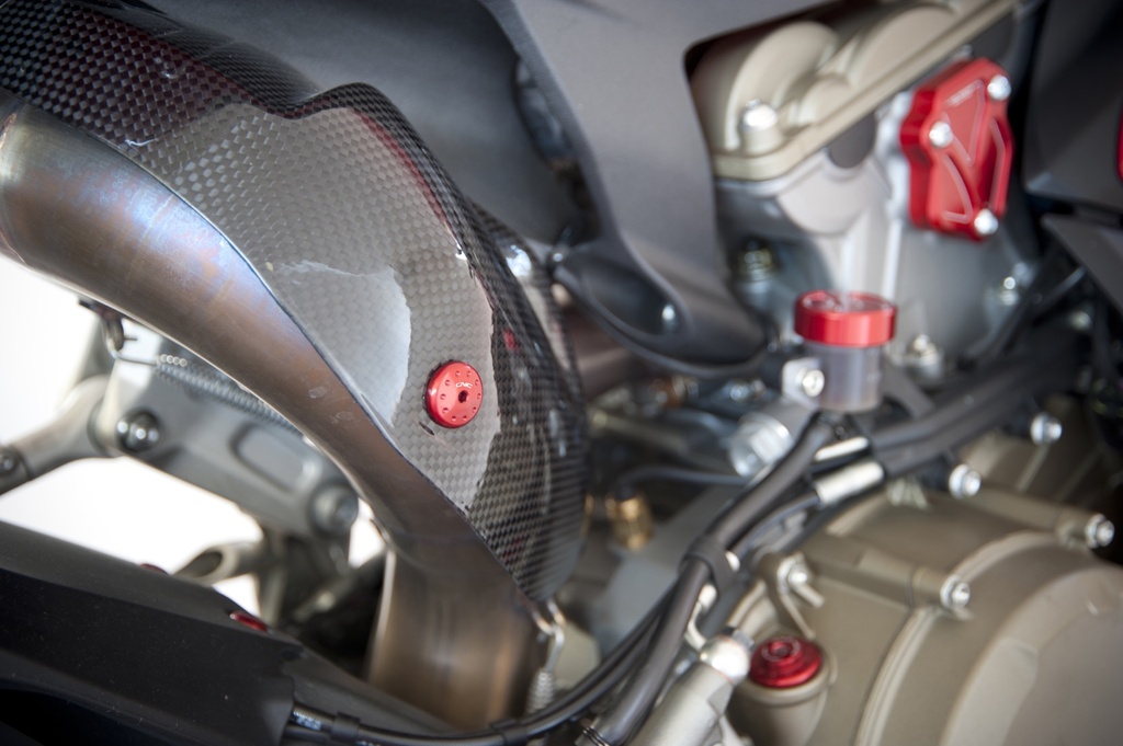 [CNC-KV313R] Heat guard exaust screw Ducati 1199 Panigale (Red)
