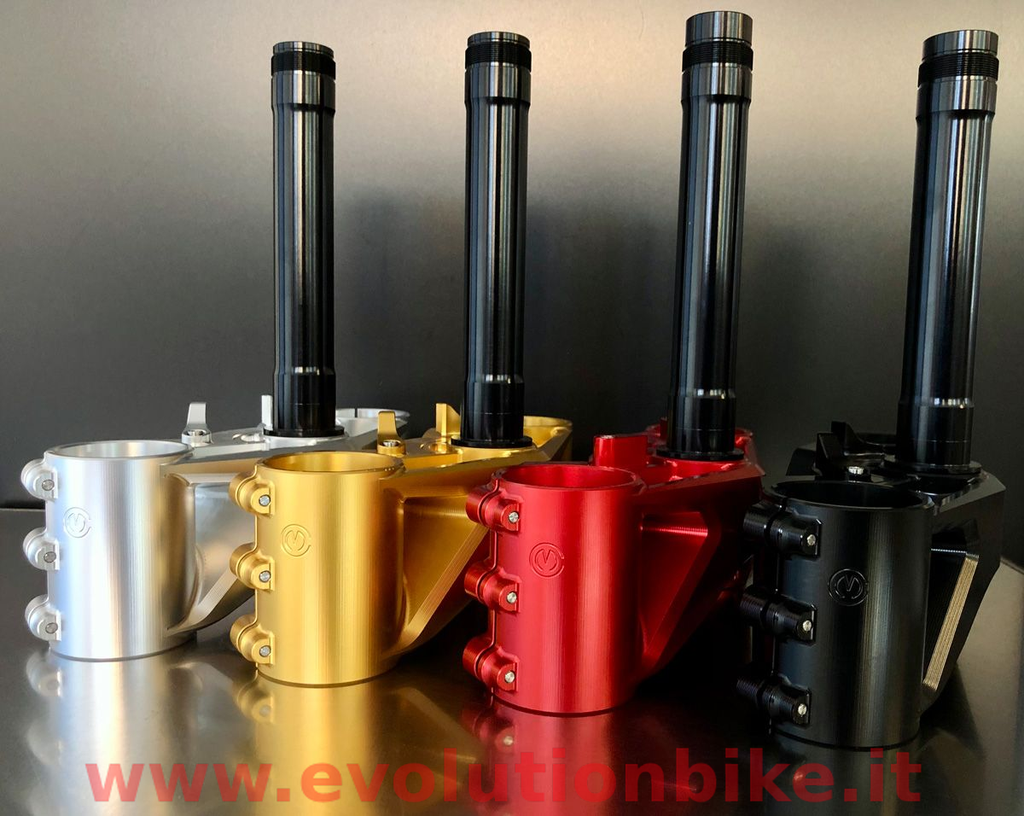 [104193134B] Moto Corse Aluminium Steering Lower Triple Clamp Brutale B4 (Black)