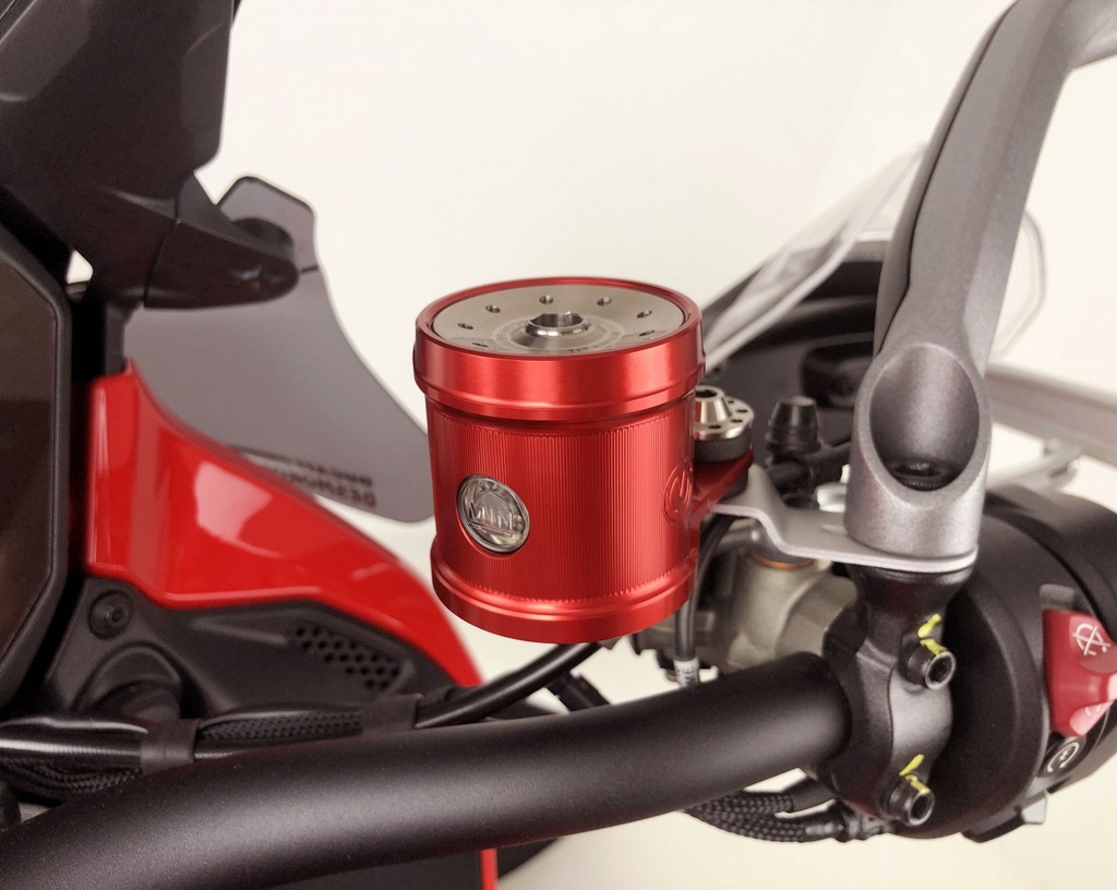 aluminum-brake-oil-reservoir-with-titanium-cap-49-ml.jpg