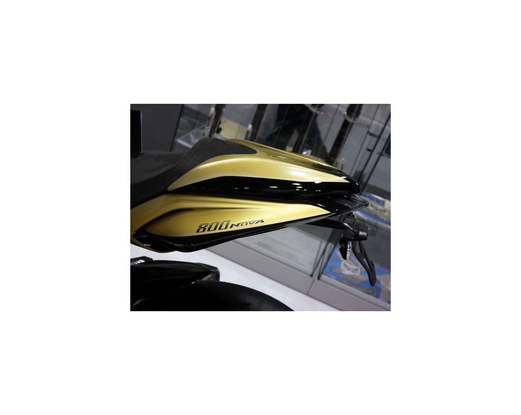 carbon-rear-seat-cover-motocorse-design.jpg