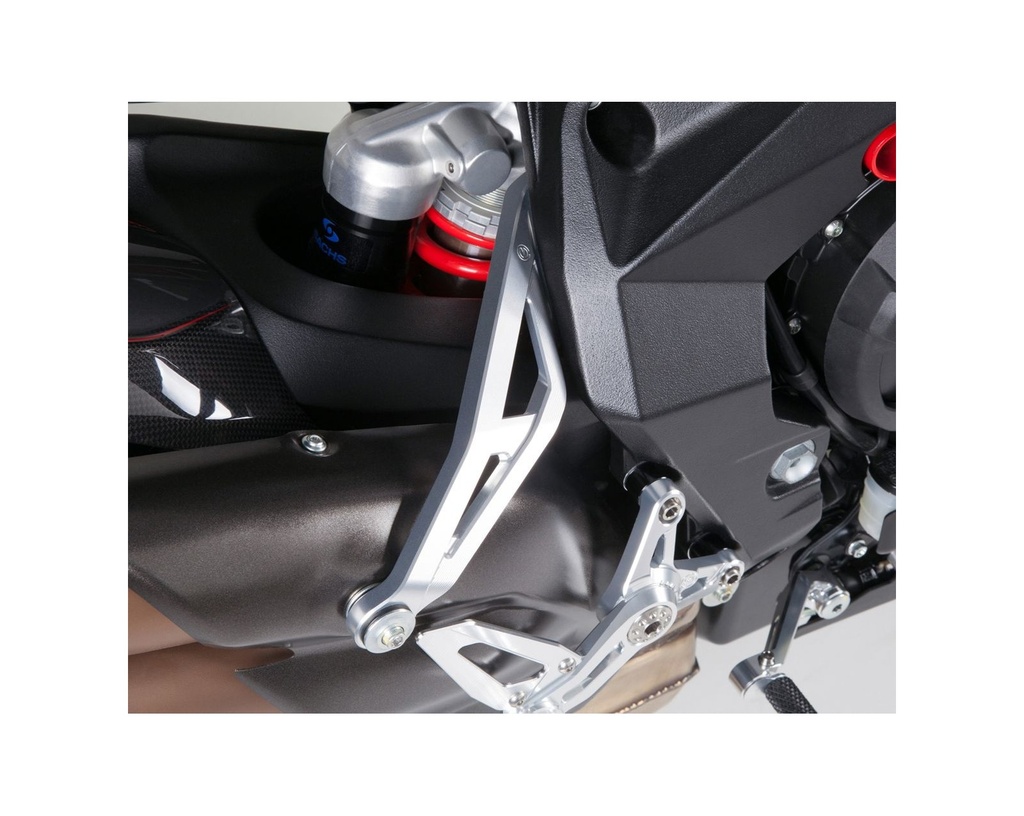 machined-from-solid-complete-riding-adjustable-footpegs-kit-brutale-800-my2016-euro4.jpg