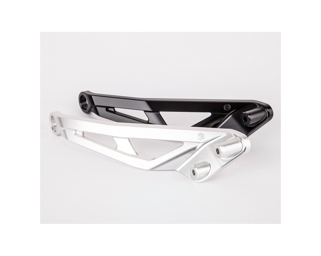 machined-from-solid-complete-riding-adjustable-footpegs-kit-brutale-800-my2016-euro4.jpg