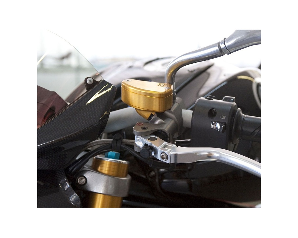 machined-from-solid-clutch-oil-reservoir-for-brembo-radial-pump.jpg