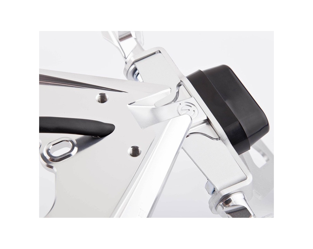 license-plate-support-kit-with-license-plate-light-and-syencro-blinkers-pair.jpg