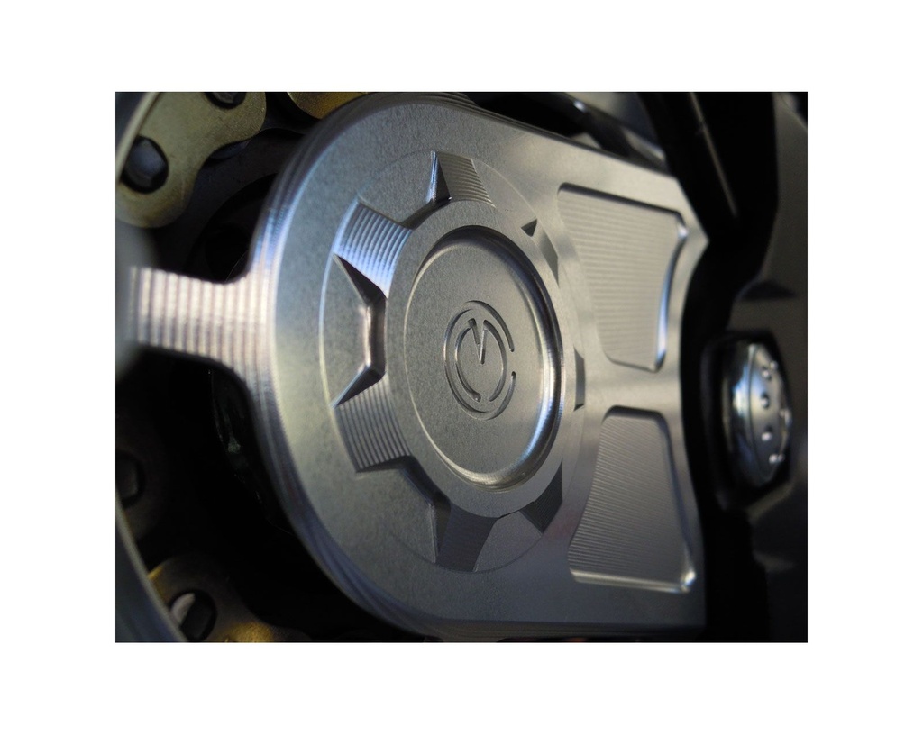 machined-from-solid-front-sprocket-cover-mv-agusta-f3-b3-dragster-rivale-superveloce-800.jpg