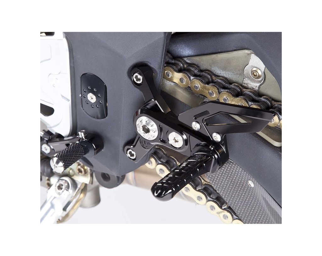 machined-from-solid-riding-adjustable-footpegs-kit-new-design-mv-agusta-f4-brutale.jpg