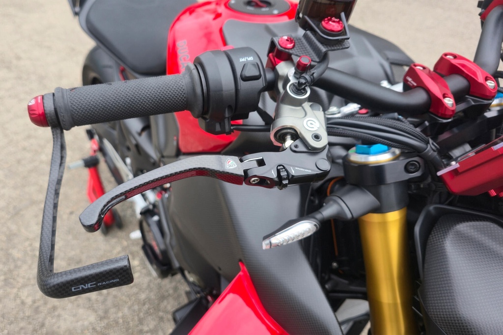 LBV04KB_mounted_01.jpg