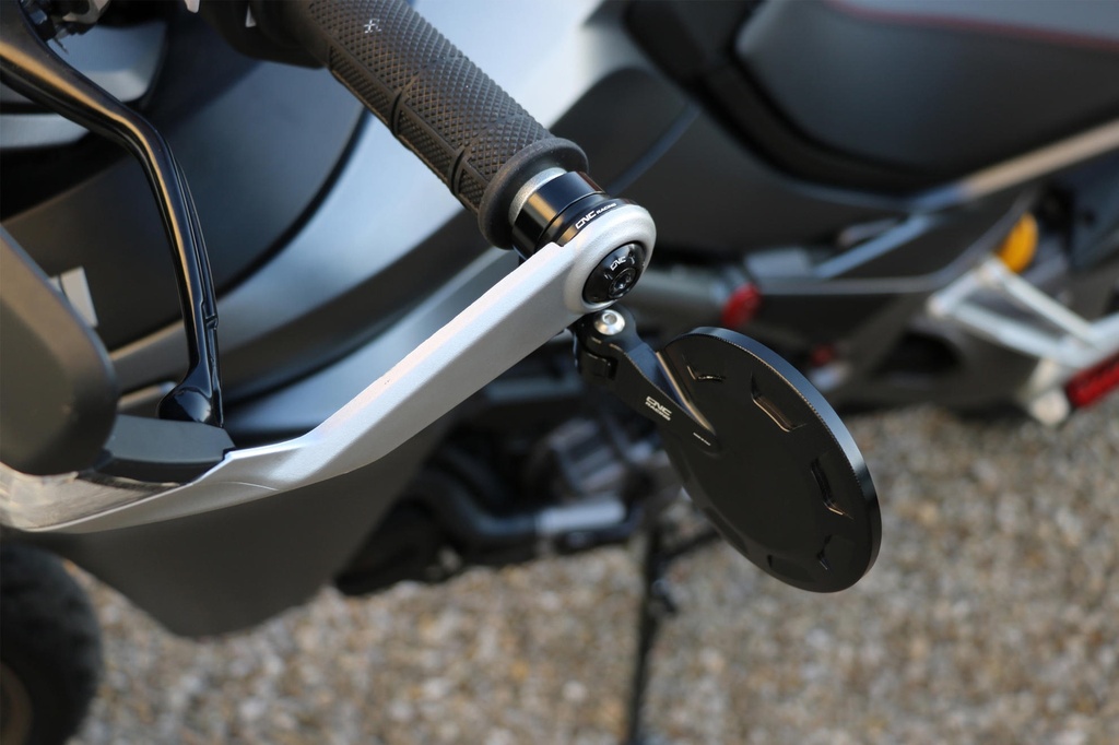 MRA03B_MR702B_Multistrada1260_02.jpg