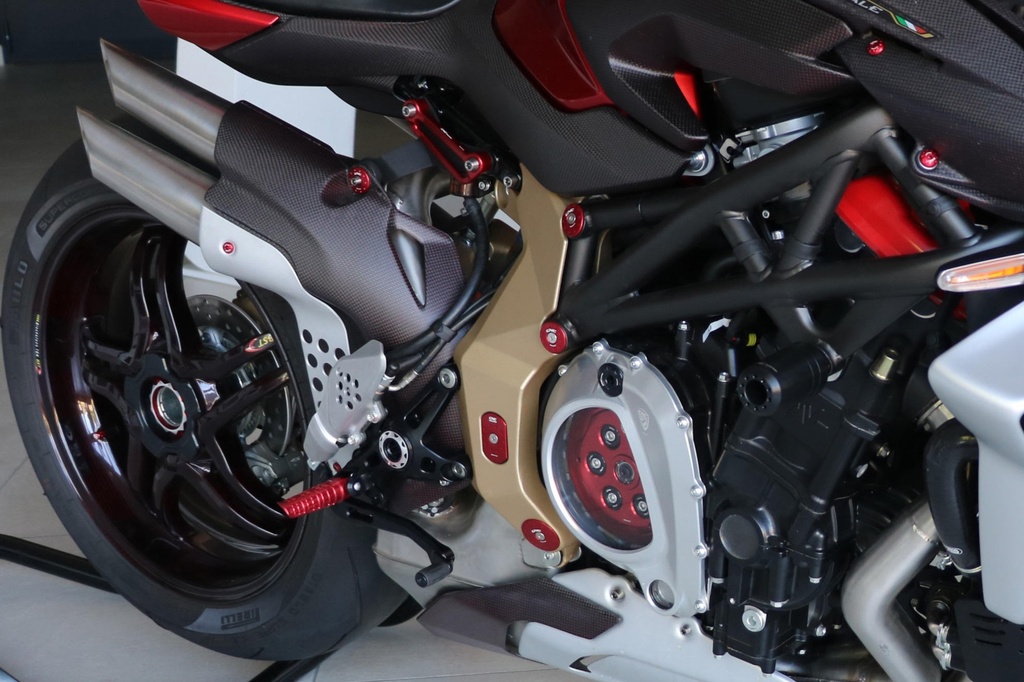 PC125R_mounted_02.jpg