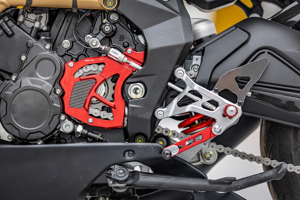 PE227RS_gear_mounted_01.jpg