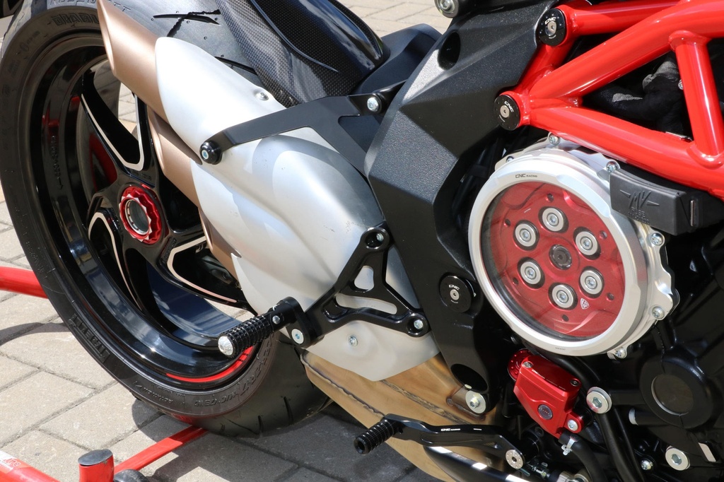 PE229B_mounted_01.jpg