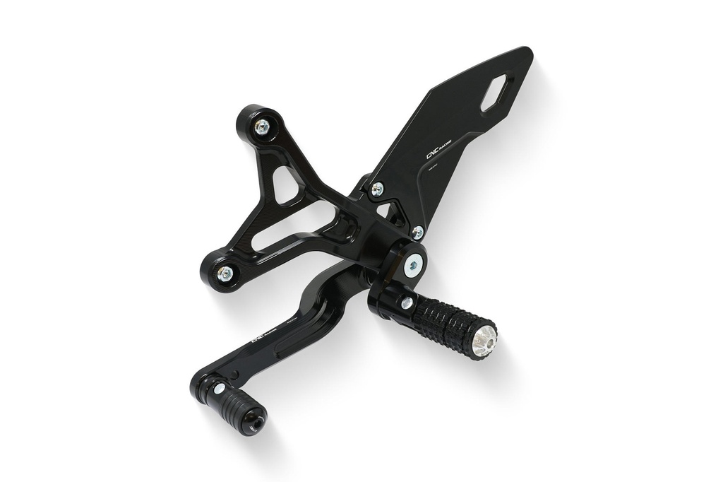 PE229B_sx_01.jpg