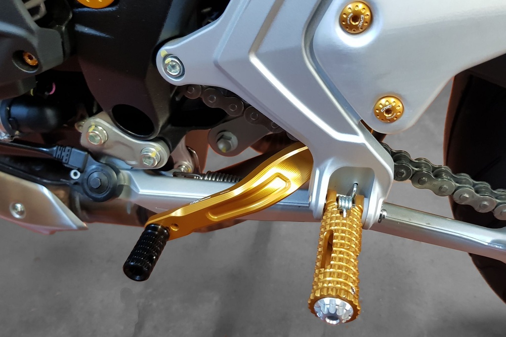 PE248G_gear_mounted.jpg