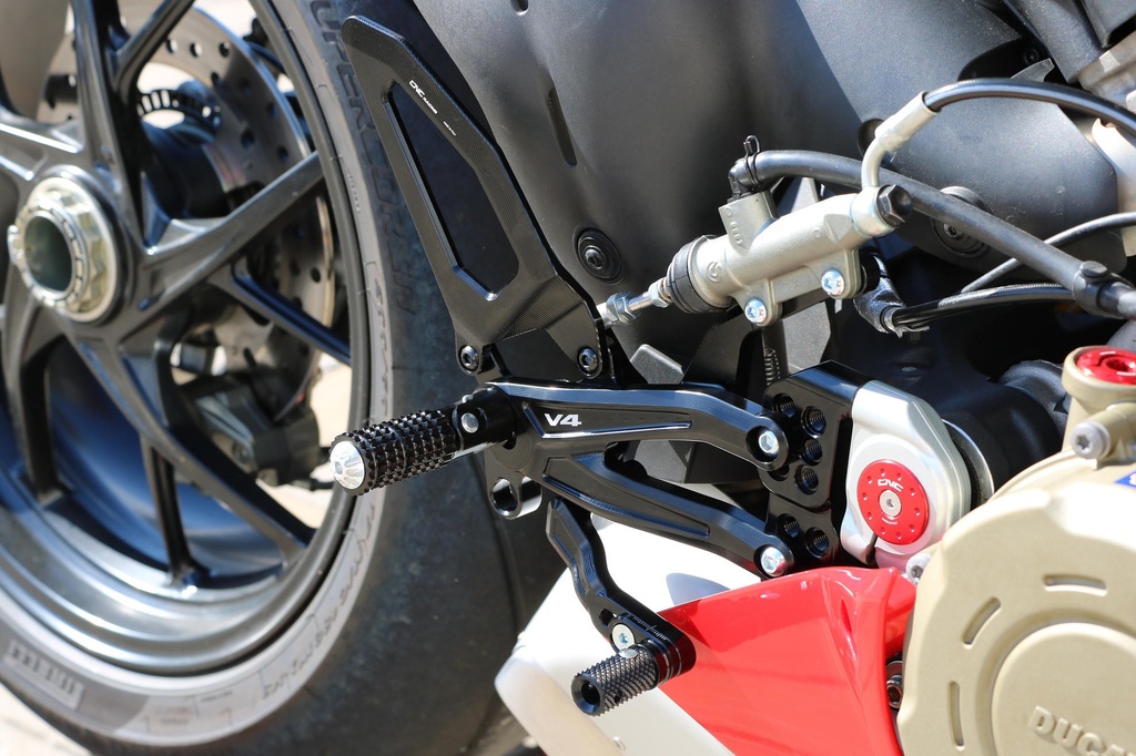 PE406B_dx_mounted_2.jpg