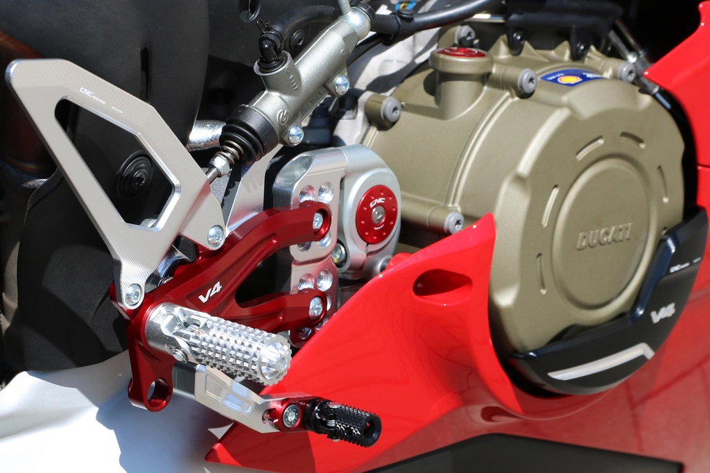 PE406PR_dx_mounted_1.jpg