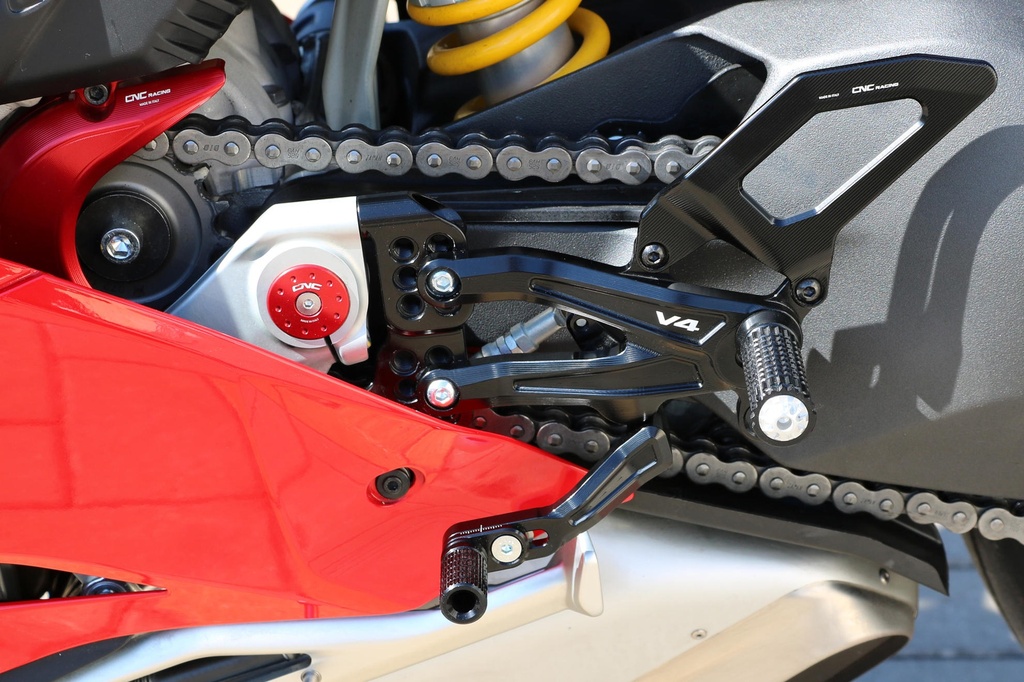 PE407B_sx_mounted_1.jpg
