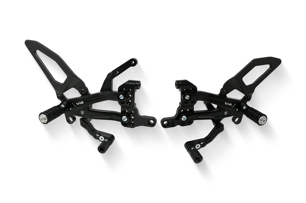 [CNC-PE408B] Adjustable rear sets RPS Ducati Panigale V4 - Carbon (Black)