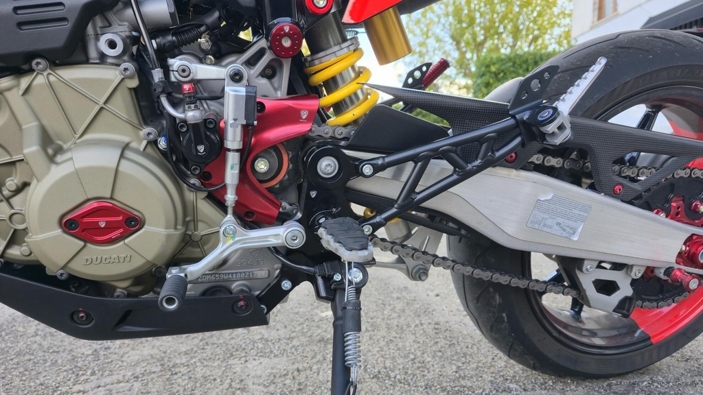 PE417_Mounted_05.jpg