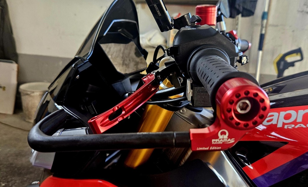 PL200RPR_Mounted_01.jpg