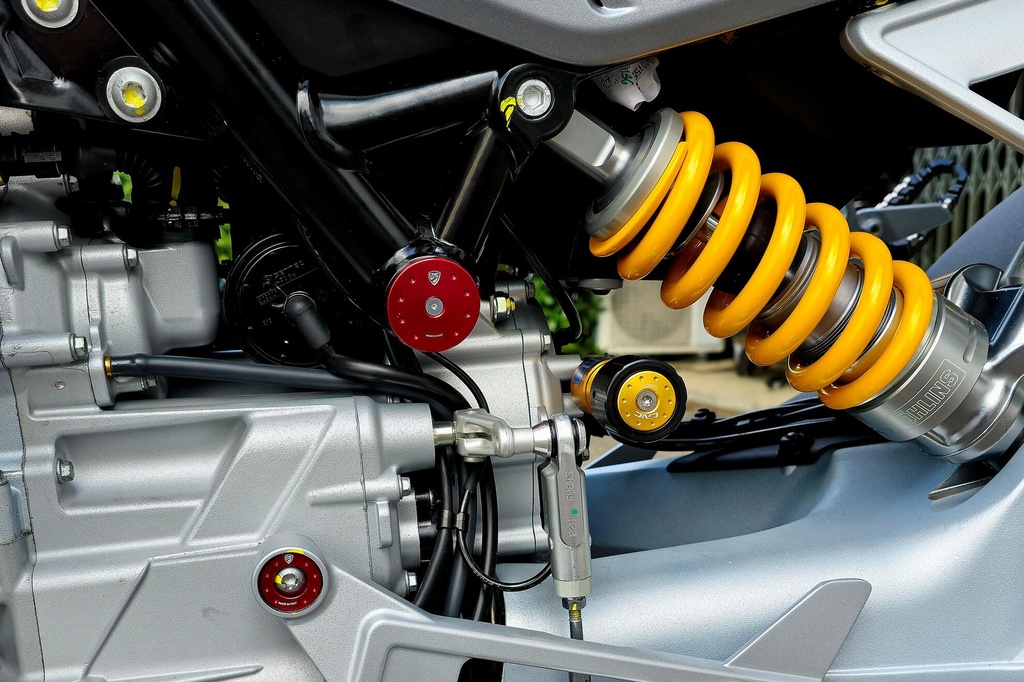 TT403R_PM101G_mounted_LH.jpg