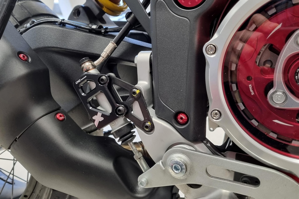 PR324B_mounted_01.jpg