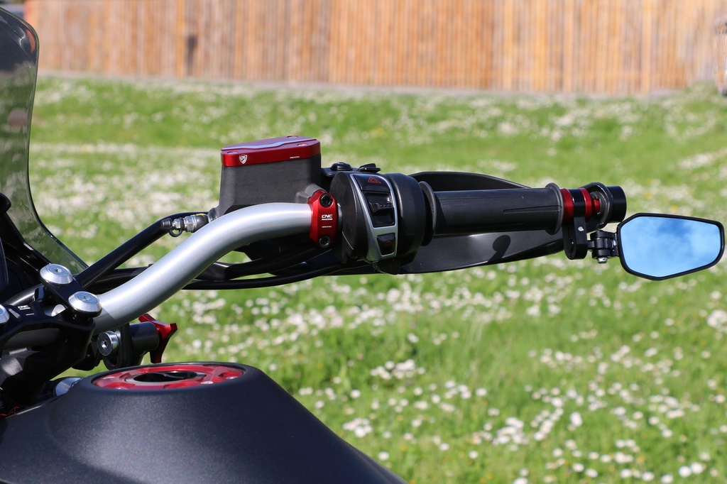 PR906B_mounted_02.jpg