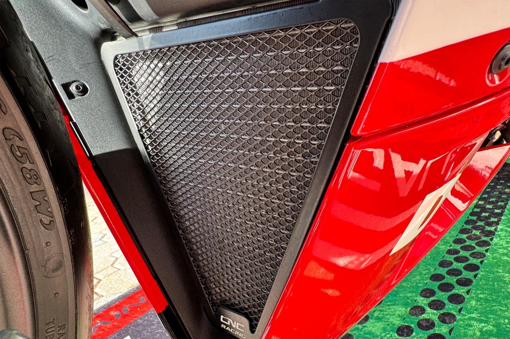 RA010B_Mounted_05.jpg