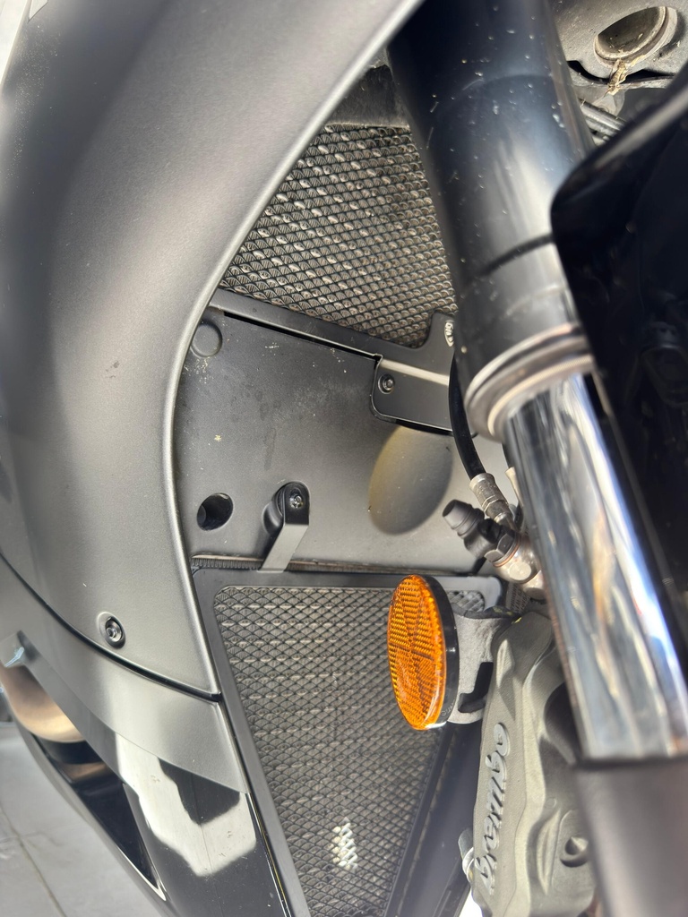 RA010B_Panigale V2_Mounted_04.jpg