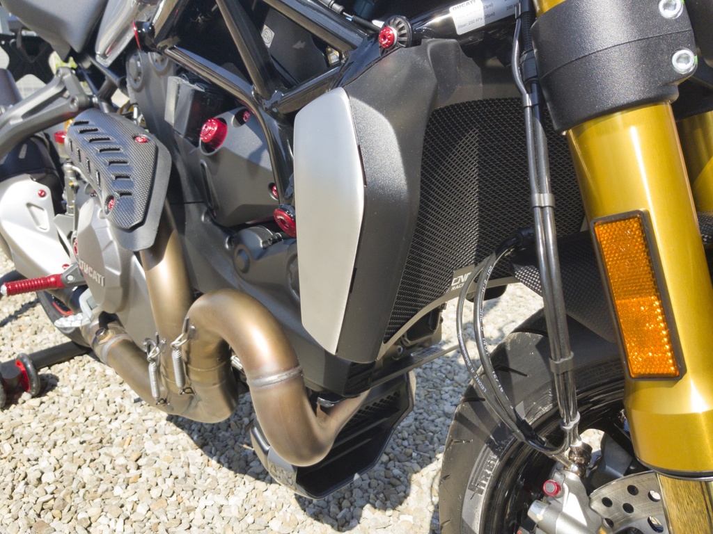 RA012B_mounted.jpg