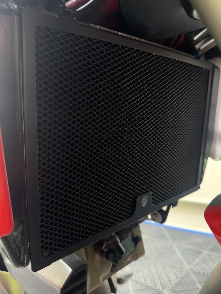 RA013B_Mounted_01.jpg